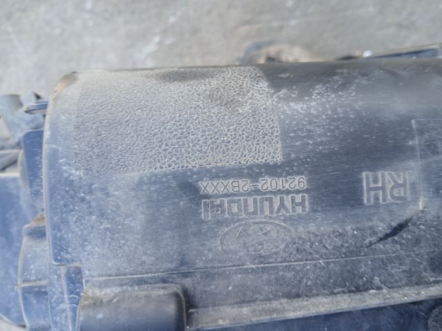 bontott HYUNDAI SANTA FÉ Jobb Fényszóró