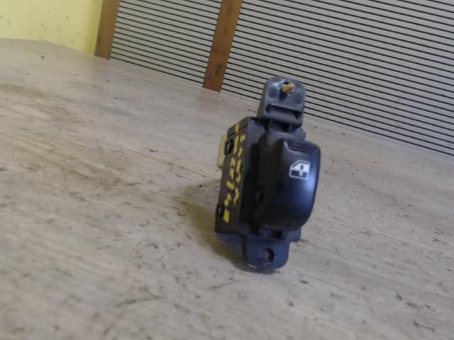 bontott HYUNDAI SANTA FÉ Jobb hátsó Ablakemelő Kapcsoló