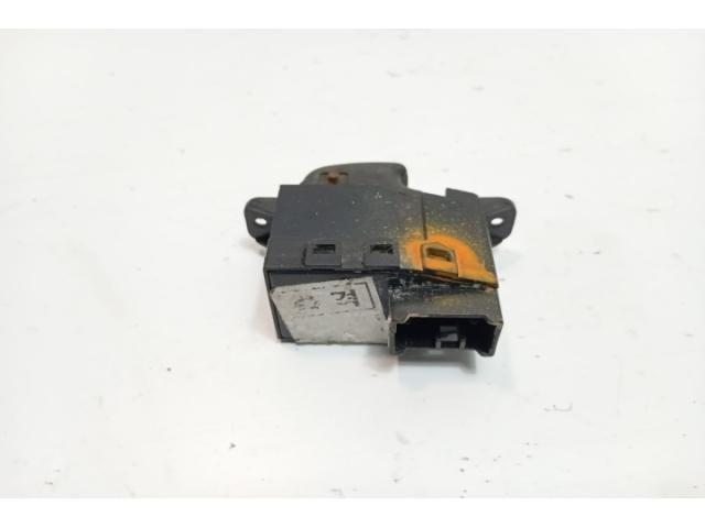 bontott HYUNDAI SANTA FÉ Jobb hátsó Ablakemelő Kapcsoló