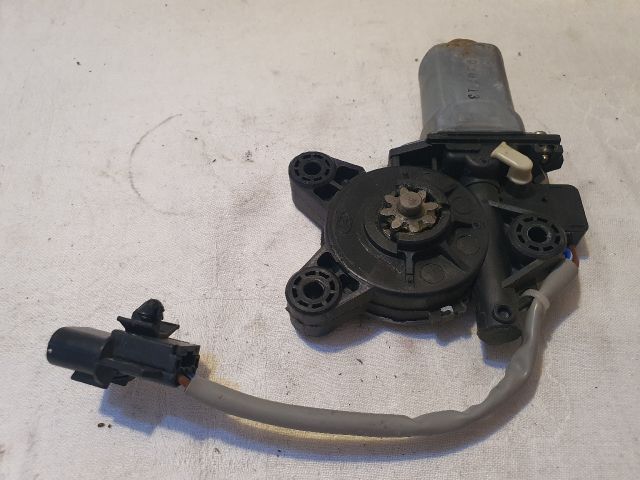 bontott HYUNDAI SANTA FÉ Jobb hátsó Ablakemelő Motor