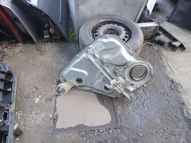 bontott HYUNDAI SANTA FÉ Jobb hátsó Ablakemelő Szerkezet (Elektromos)