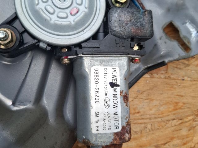 bontott HYUNDAI SANTA FÉ Jobb hátsó Ablakemelő Szerkezet (Elektromos)