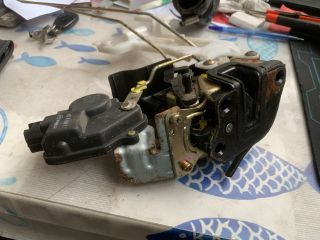 bontott HYUNDAI SANTA FÉ Jobb hátsó Ajtózár