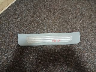 bontott HYUNDAI SANTA FÉ Jobb hátsó Belső Küszöb Burkolat