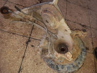 bontott HYUNDAI SANTA FÉ Jobb hátsó Csonkállvány Kerékaggyal