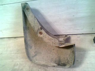 bontott HYUNDAI SANTA FÉ Jobb hátsó Sárvédő Gumi