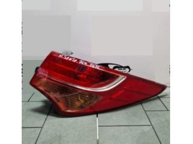 bontott HYUNDAI SANTA FÉ Jobb Külső Hátsó Lámpa