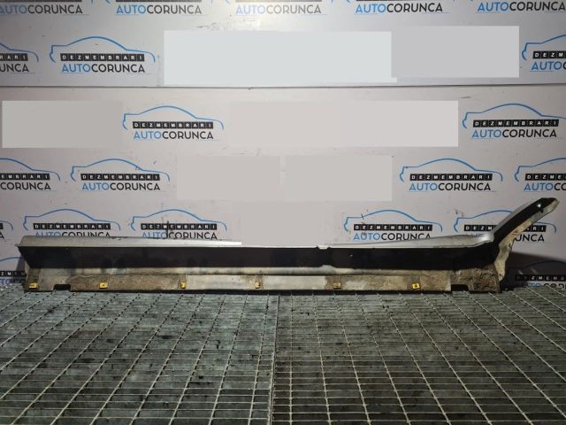 bontott HYUNDAI SANTA FÉ Jobb Küszöb