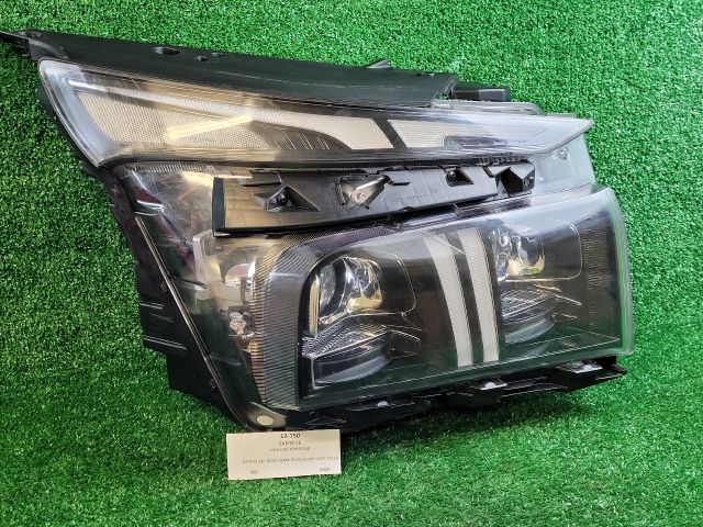 bontott HYUNDAI SANTA FÉ Jobb Ledes Fényszóró