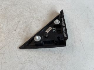 bontott HYUNDAI SANTA FÉ Jobb Sárvédő Csavar Burkolat