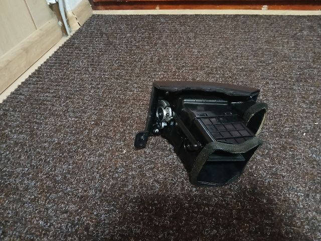 bontott HYUNDAI SANTA FÉ Jobb Szellőző