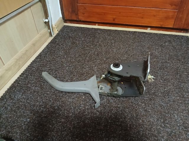 bontott HYUNDAI SANTA FÉ Kézifék Kar