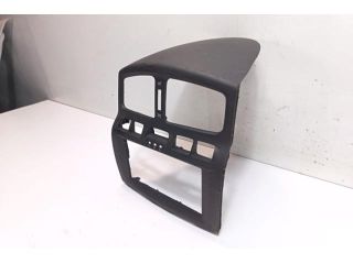 bontott HYUNDAI SANTA FÉ Középső Kardánbox Burkolat