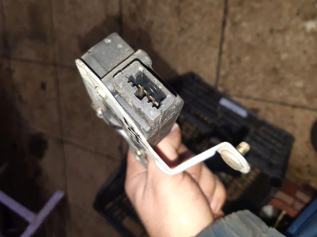 bontott HYUNDAI SANTA FÉ Központizár Motor Csomagtérajtó