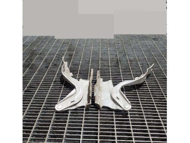 bontott HYUNDAI SANTA FÉ Motorháztető Zsanér Pár