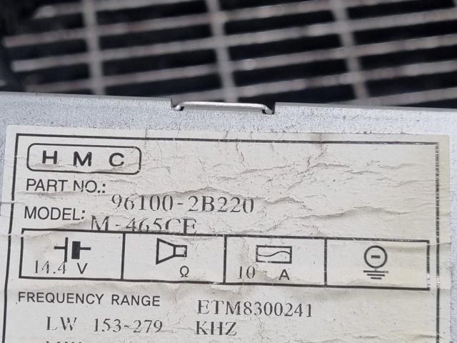 bontott HYUNDAI SANTA FÉ Rádió / CD