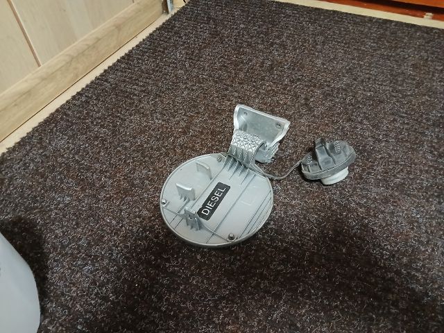 bontott HYUNDAI SANTA FÉ Tankajtó