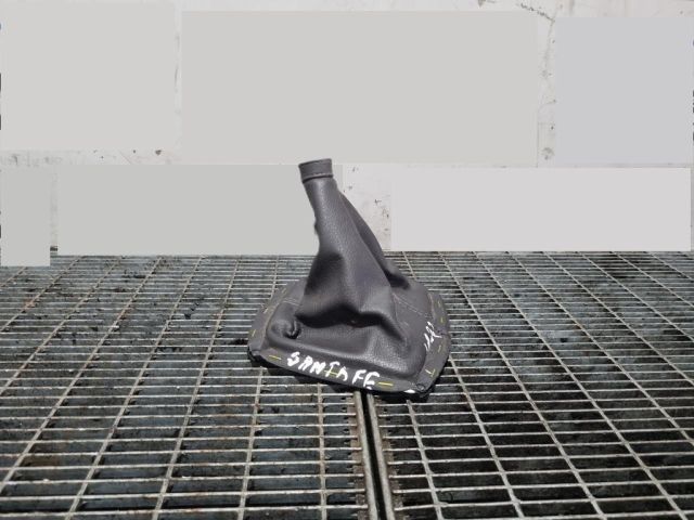 bontott HYUNDAI SANTA FÉ Váltószoknya