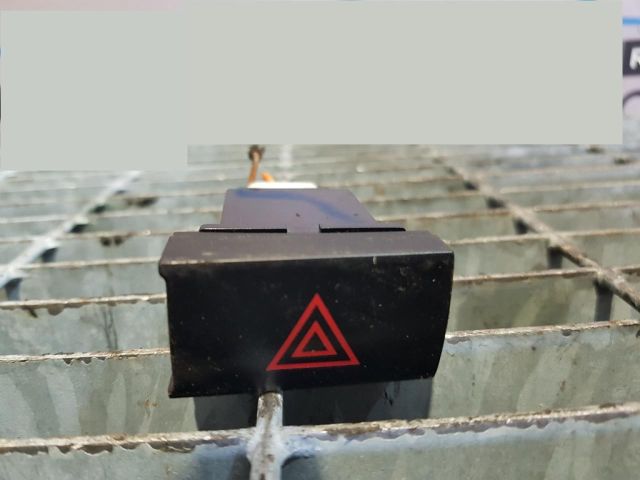 bontott HYUNDAI SANTA FÉ Vészvillogó Kapcsoló