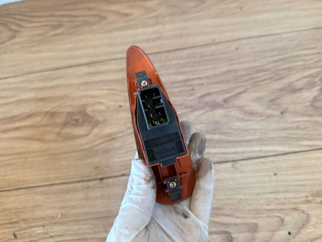 bontott HYUNDAI SONATA Bal hátsó Ablakemelő Kapcsoló