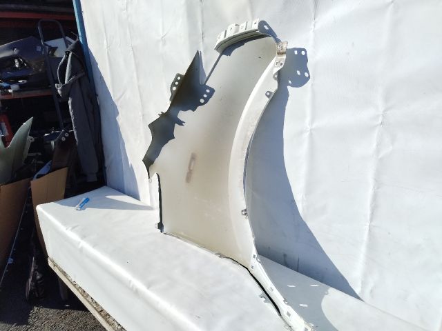 bontott HYUNDAI STARIA Bal első Sárvédő