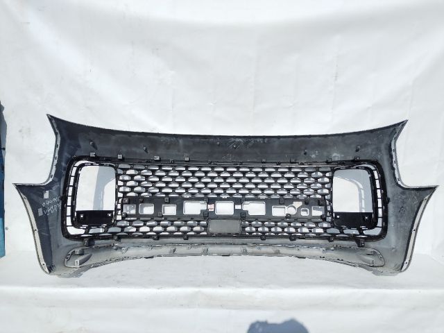 bontott HYUNDAI STARIA Első Lökhárító (Üresen)