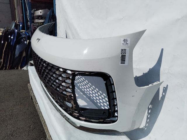 bontott HYUNDAI STARIA Első Lökhárító (Üresen)