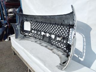 bontott HYUNDAI STARIA Első Lökhárító (Üresen)