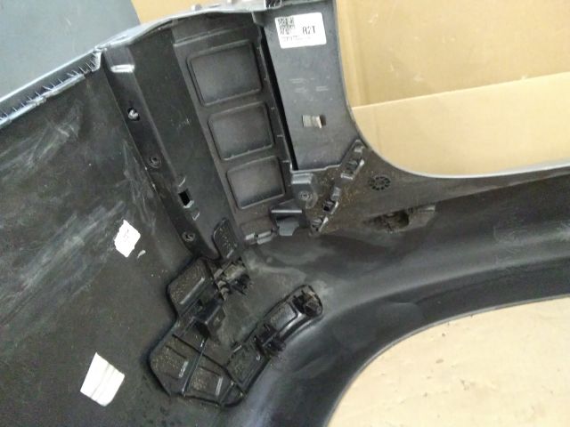 bontott HYUNDAI STARIA Hátsó Lökhárító (Üresen)