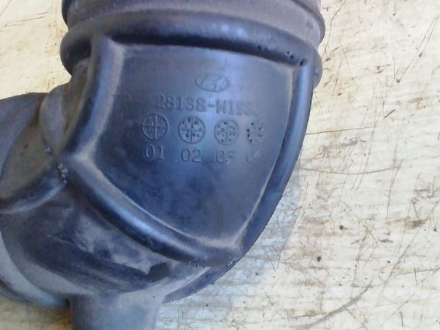 bontott HYUNDAI TERRACAN Légbeömlő Cső