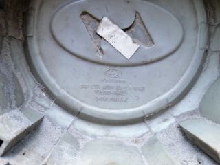 bontott HYUNDAI TERRACAN Felniközép (1 db)