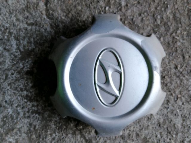 bontott HYUNDAI TERRACAN Felniközép (1 db)