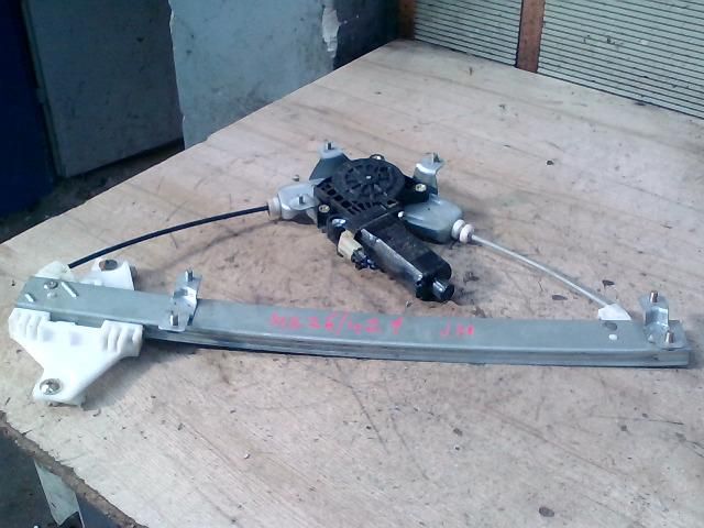 bontott HYUNDAI TERRACAN Jobb hátsó Ablakemelő Szerkezet (Elektromos)