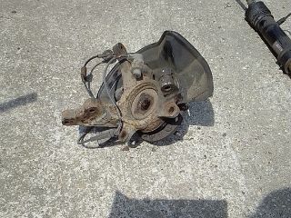 bontott HYUNDAI TRAJET Jobb első Csonkállvány Kerékaggyal