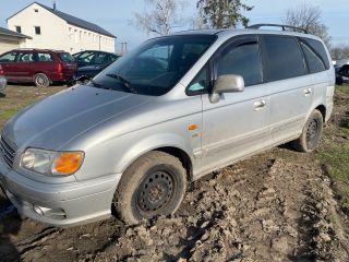 bontott HYUNDAI TRAJET Jobb első Csonkállvány Kerékaggyal