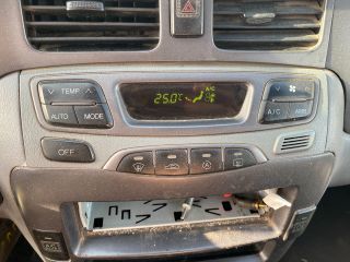 bontott HYUNDAI TRAJET Jobb első Csonkállvány Kerékaggyal