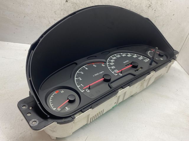 bontott HYUNDAI TRAJET Kilométeróra