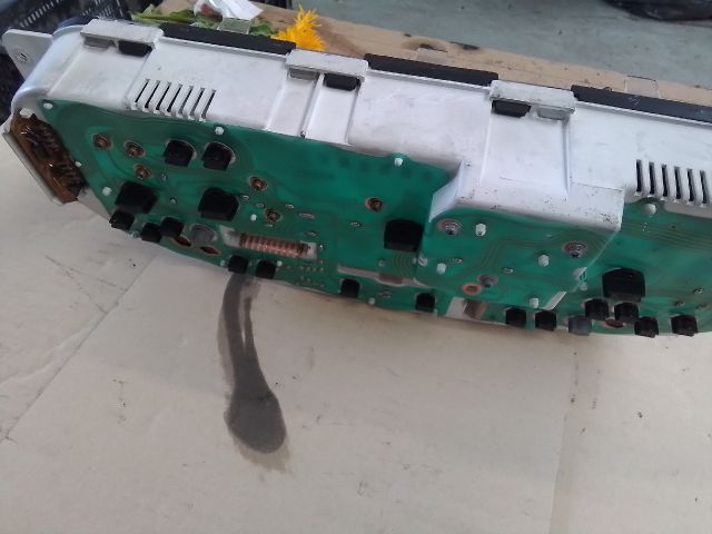 bontott HYUNDAI TRAJET Kilométeróra