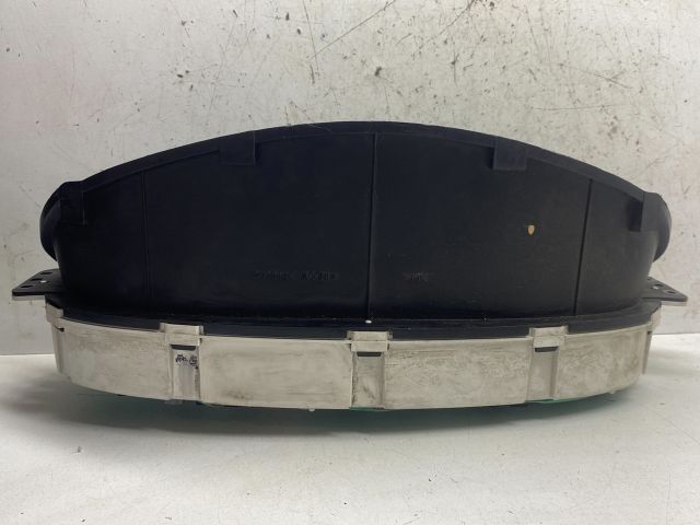 bontott HYUNDAI TRAJET Kilométeróra