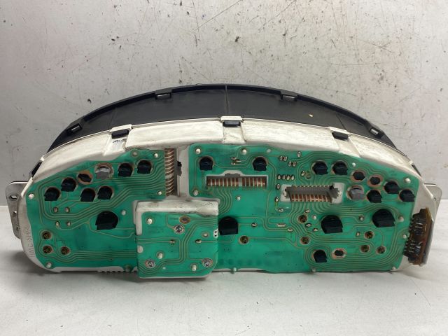 bontott HYUNDAI TRAJET Kilométeróra