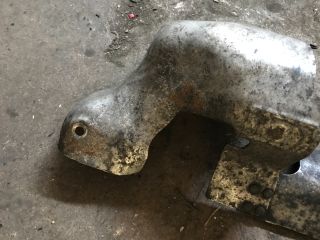 bontott HYUNDAI TRAJET Leömlő Hővédő Lemez