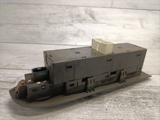 bontott HYUNDAI TRAJET Ablakemelő Kapcsoló Négyes / Kettes