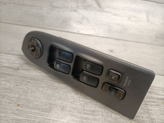 bontott HYUNDAI TRAJET Ablakemelő Kapcsoló Négyes / Kettes