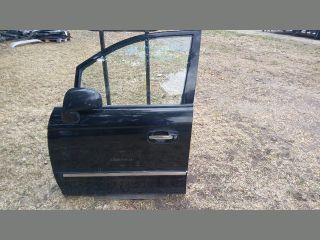 bontott HYUNDAI TRAJET Bal első Ajtó (Részeivel)