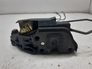 bontott HYUNDAI TRAJET Bal első Ajtózár