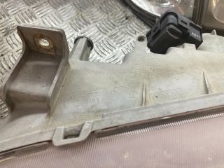 bontott HYUNDAI TRAJET Bal Fényszóró