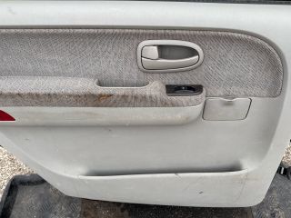 bontott HYUNDAI TRAJET Bal hátsó Ajtó (Részeivel)