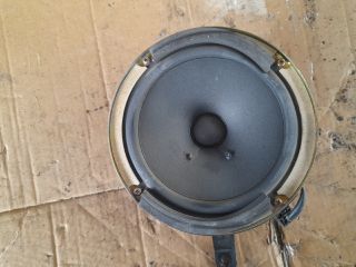 bontott HYUNDAI TRAJET Bal hátsó Hangszóró