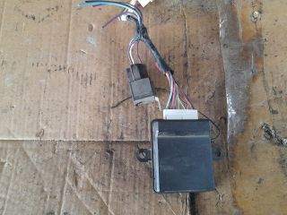 bontott HYUNDAI TRAJET Elektronika (Magában)