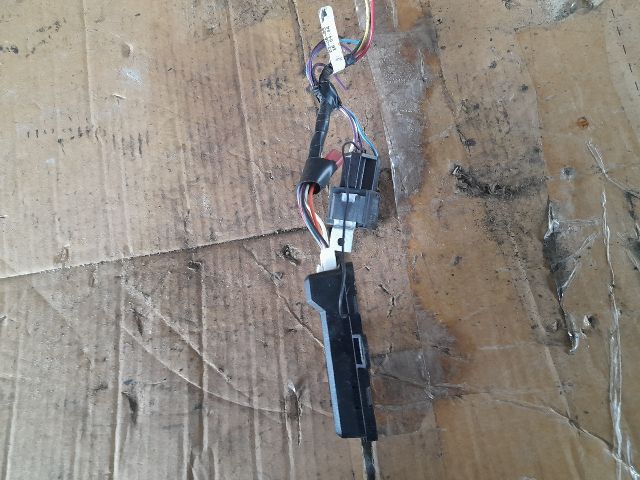 bontott HYUNDAI TRAJET Elektronika (Magában)